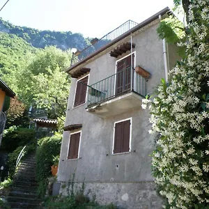 Holiday home Casa Cubo, Varenna